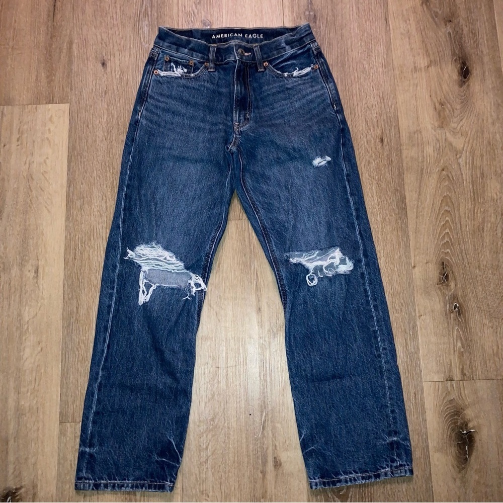 American Eagle Women’s Ex Boyfriend Relaxed Fit Jeans Distressed Size 00 Short